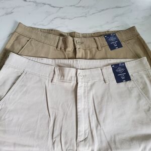 St John's Bay Men's LOT OF 2 Cargo Shorts Sz 38 NWT Colors: Sand & Khaki